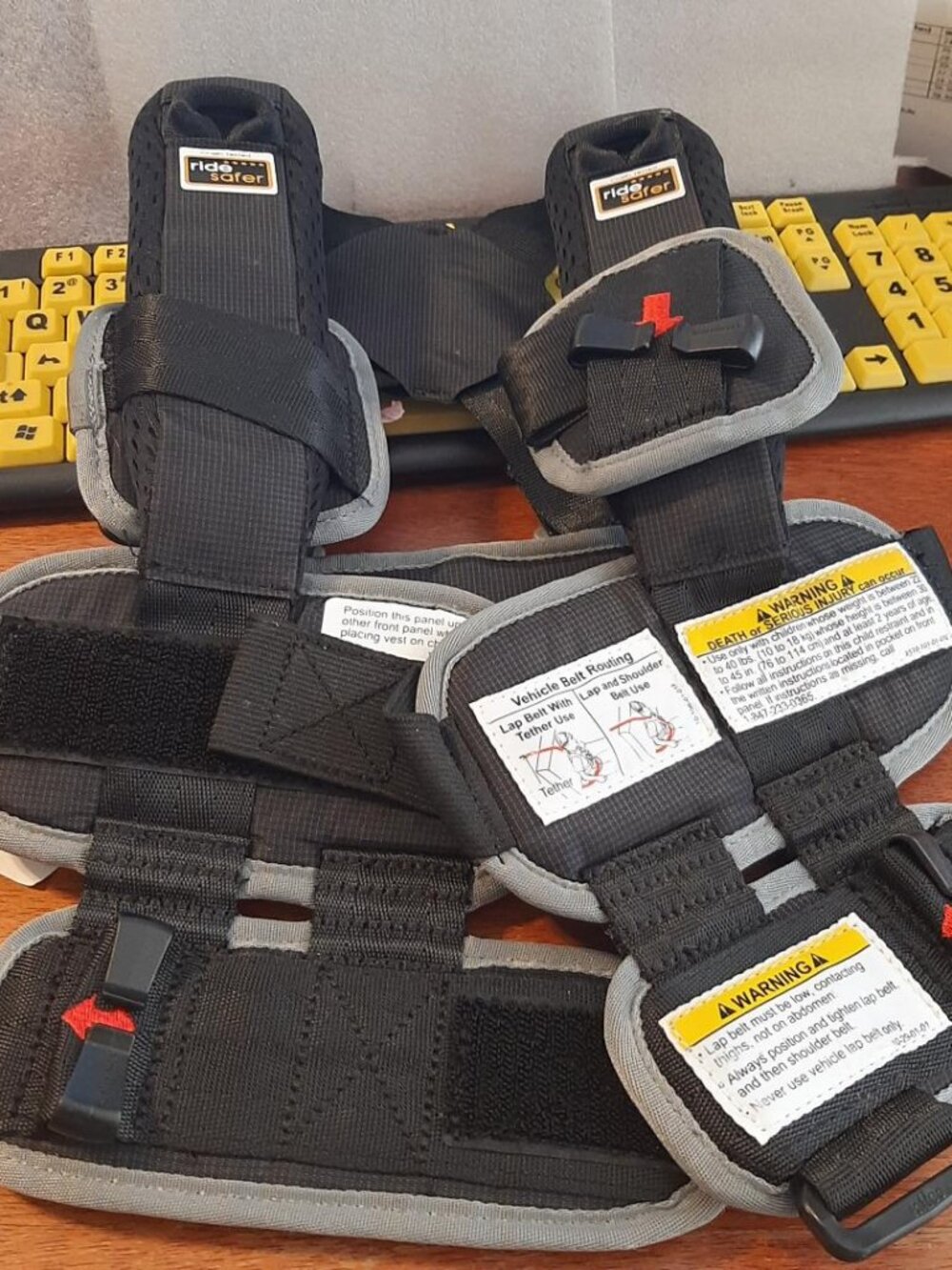 NEW ! RideSafer Travel Vest Aircraft Car Size XS